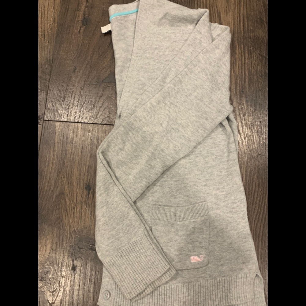 Vineyard vines girls gray sweater